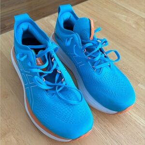 ASICS Nimbus 25